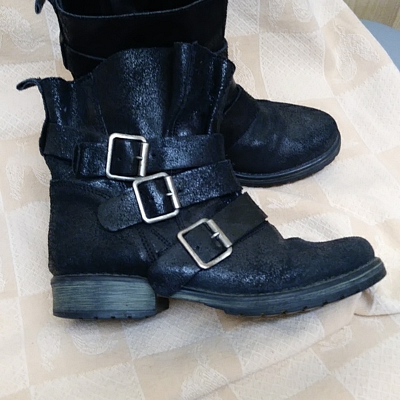 Steve Madden Shoes - Steve Madden "Colony" Three Buckle Distressed Leather Ankle Boots